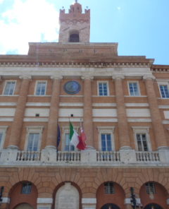 imagefoligno_-_palazzo_comunale_1